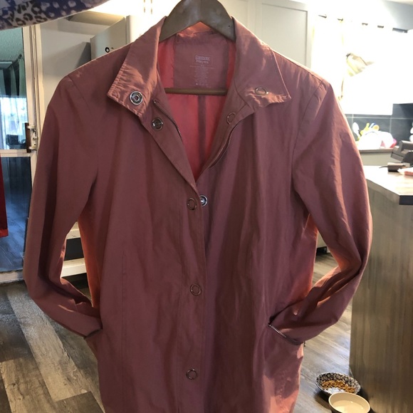 Windbreaker Jacket(s) - Picture 4 of 6